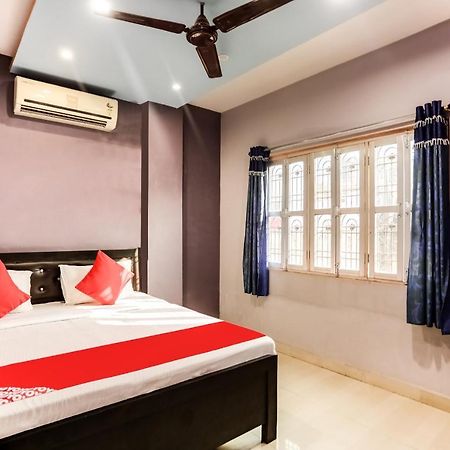 Spot On 45585 Hotel Aakash Ganga Varanasi Eksteriør billede