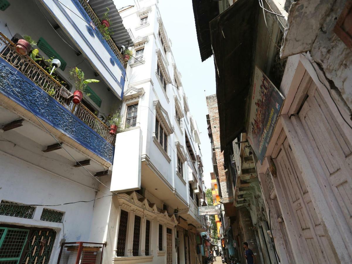 Spot On 45585 Hotel Aakash Ganga Varanasi Eksteriør billede